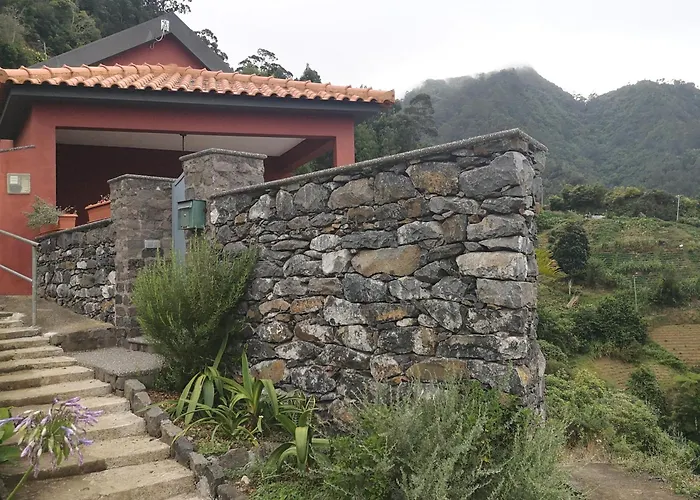 House In The Montain Casa Do Cabeco