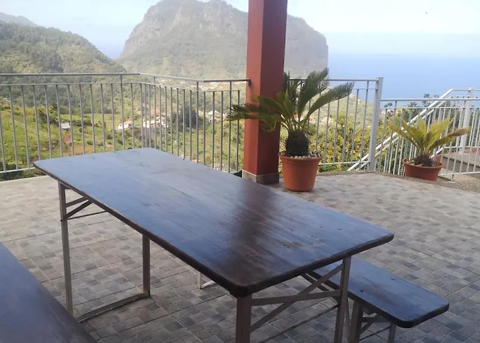 House In The Montain Casa Do Cabeco Feriehus Machico (Madeira)