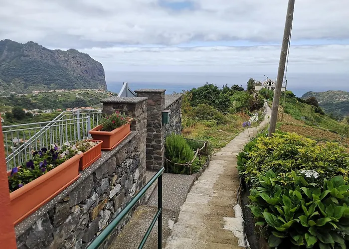 펜션 House In The Montain Casa Do Cabeco